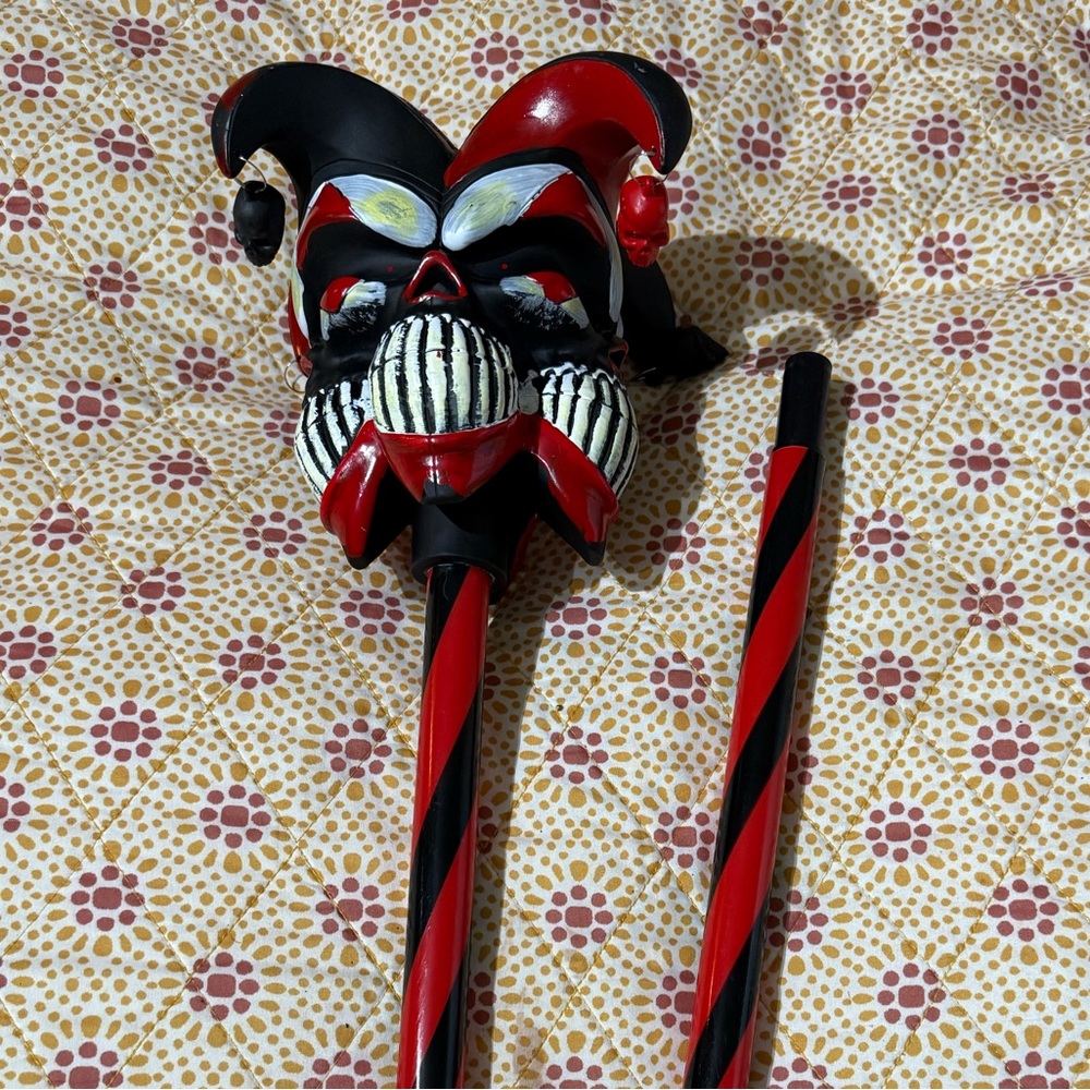 Sinister Jester costume + Jester Cane - 40" - Picture 12 of 13